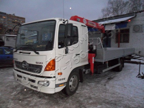Бортовой HINO-500 с КМУ